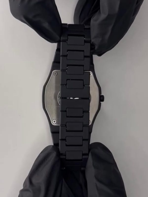 Full Black Aura Quartz Watch – Lightweight Design, , Premium Quality & Finish.
